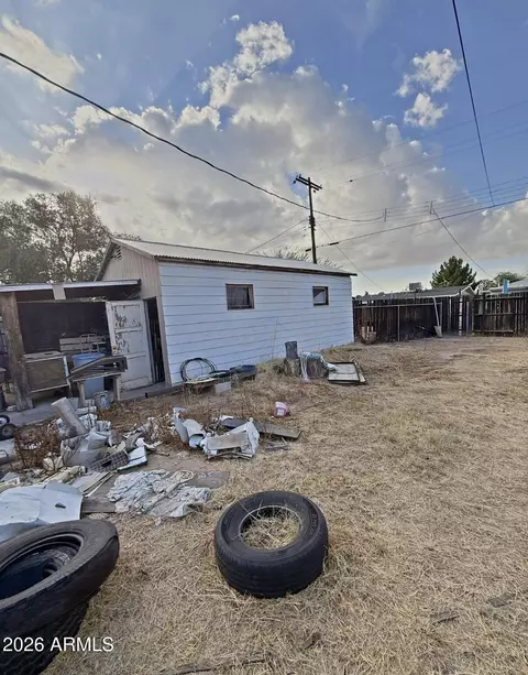 Exterior - 2001 W Whitton Ave, Phoenix, AZ 85015 photo 1 of 1