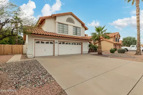 Exterior - 987 E Divot Dr, Tempe, AZ 85283 photo 5 of 10