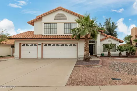 Exterior - 987 E Divot Dr, Tempe, AZ 85283 photo 2 of 10