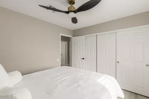 Bedroom - 987 E Divot Dr, Tempe, AZ 85283 photo 7 of 8