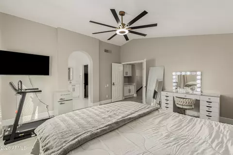 Bedroom - 987 E Divot Dr, Tempe, AZ 85283 photo 3 of 7