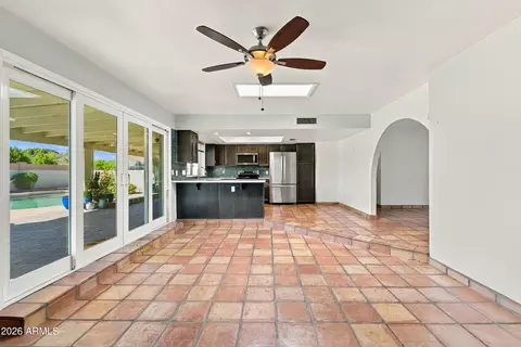 Living - 2001 E Hillery Dr, Phoenix, AZ 85022 photo 7 of 7