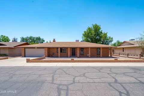 11826 N 82nd Dr, Peoria, AZ 85345