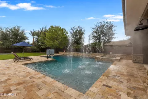 Exterior - 2103 E Crescent Way, Gilbert, AZ 85298 photo 8 of 9