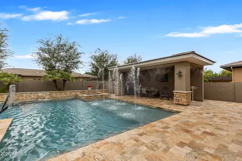 Exterior - 2103 E Crescent Way, Gilbert, AZ 85298 photo 7 of 9