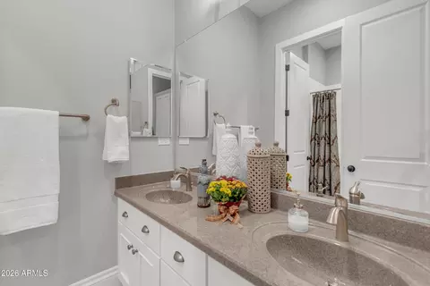 Bath - 2103 E Crescent Way, Gilbert, AZ 85298 photo 8 of 11