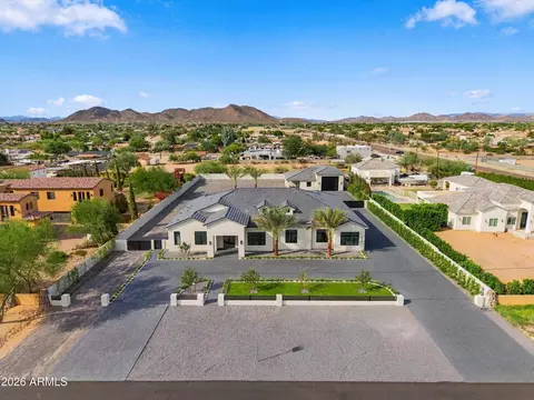 8318 W Williams Rd, Peoria, AZ 85383