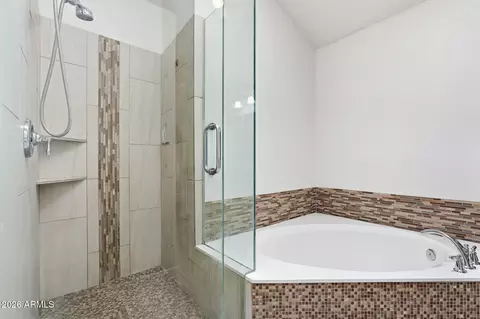 Bath - 3538 E South Fork Dr, Phoenix, AZ 85044 photo 1 of 2
