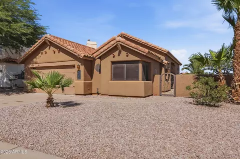 Exterior - 3538 E South Fork Dr, Phoenix, AZ 85044 photo 2 of 8
