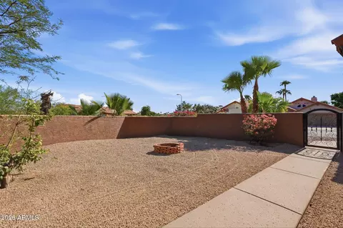 Exterior - 3538 E South Fork Dr, Phoenix, AZ 85044 photo 4 of 8