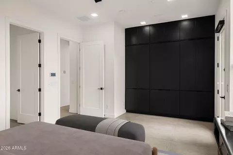 Bedroom - 3350 E Highline Canal Rd, Phoenix, AZ 85042 photo 2 of 4