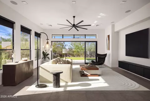 Living - 3350 E Highline Canal Rd, Phoenix, AZ 85042 photo 1 of 2