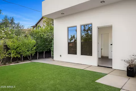 Exterior - 3350 E Highline Canal Rd, Phoenix, AZ 85042 photo 2 of 4