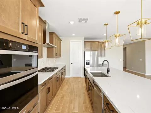 Kitchen - 1180 W Haynes Way, Apache Junction, AZ 85120 photo 5 of 7