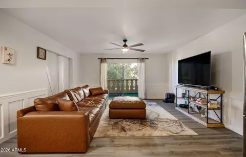 7930 E Camelback Rd #304, Scottsdale, AZ 85251