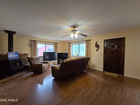 Living - 607 E Drowsey Cir, Payson, AZ 85541 photo 1 of 3