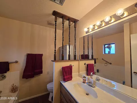 Bath - 607 E Drowsey Cir, Payson, AZ 85541 photo 1 of 2