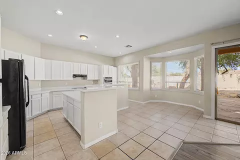 Kitchen - 1571 E Stirrup Ct, Gilbert, AZ 85296 photo 2 of 5
