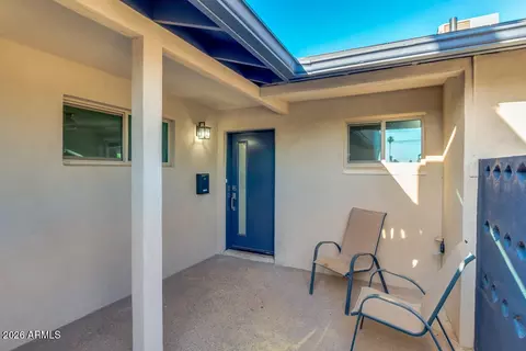 Exterior - 554 W 19th St, Tempe, AZ 85281 photo 5 of 10