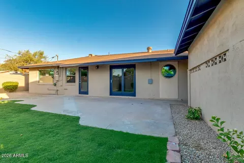 Exterior - 554 W 19th St, Tempe, AZ 85281 photo 7 of 10