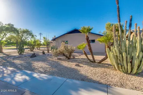 Exterior - 554 W 19th St, Tempe, AZ 85281 photo 2 of 10