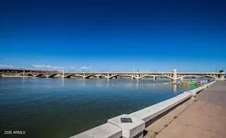 View/Area - 2427 E Del Rio Dr, Tempe, AZ 85282 photo 4 of 5
