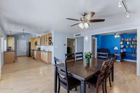 Dining - 2427 E Del Rio Dr, Tempe, AZ 85282 photo 2 of 2