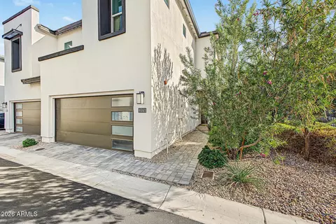 Exterior - 4361 E Berkeley Rd, Phoenix, AZ 85008 photo 4 of 18