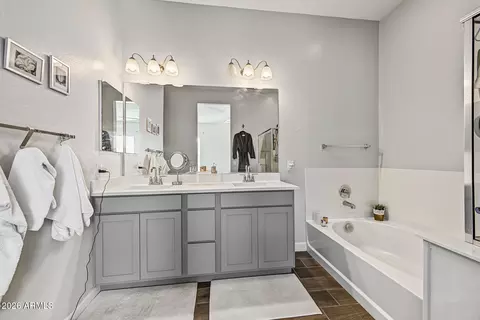 Bath - 4361 E Berkeley Rd, Phoenix, AZ 85008 photo 1 of 4