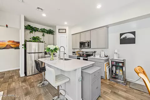 Kitchen - 4361 E Berkeley Rd, Phoenix, AZ 85008 photo 1 of 3