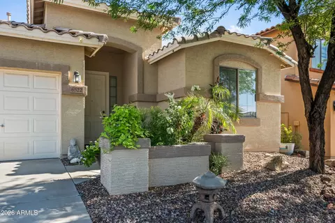 Exterior - 6522 W Bent Tree Dr, Phoenix, AZ 85083 photo 3 of 14