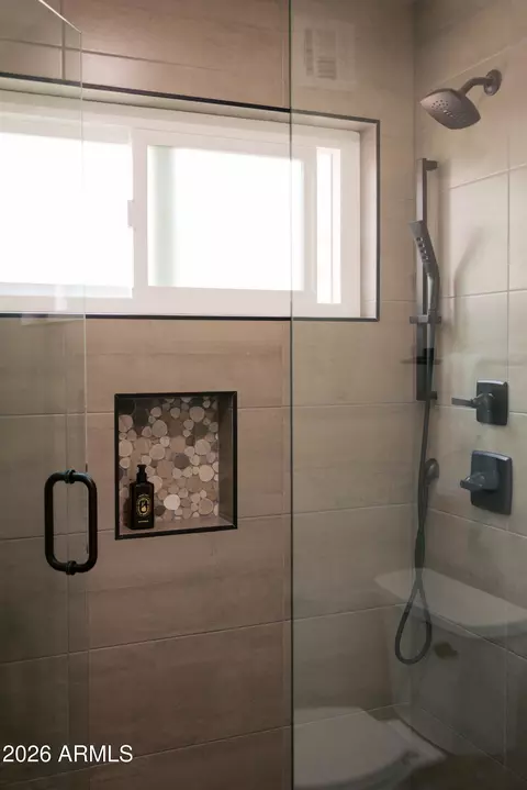 Bath - 3757 E Kent Dr, Phoenix, AZ 85044 photo 5 of 8
