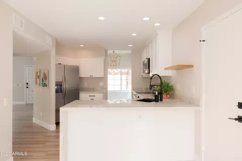 Kitchen - 3757 E Kent Dr, Phoenix, AZ 85044 photo 2 of 3
