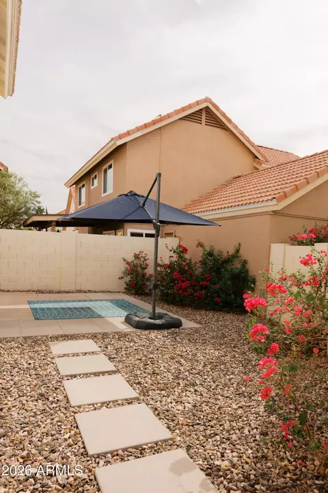 Exterior - 3757 E Kent Dr, Phoenix, AZ 85044 photo 3 of 4