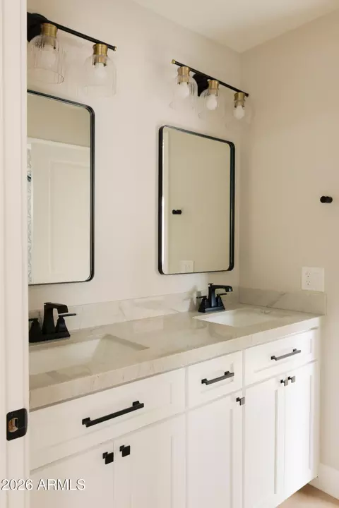Bath - 3757 E Kent Dr, Phoenix, AZ 85044 photo 7 of 8