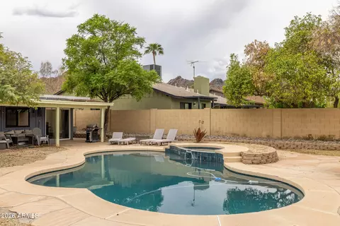 Exterior - 2360 E Sahuaro Dr, Phoenix, AZ 85028 photo 7 of 10