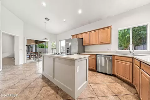 Kitchen - 4506 E Olive Ave, Gilbert, AZ 85234 photo 2 of 4