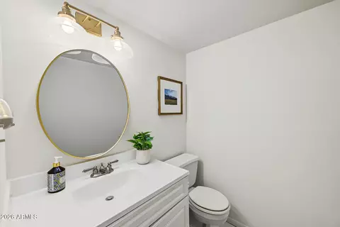 Bath - 1320 E Bethany Home Rd #54, Phoenix, AZ 85014 photo 1 of 3