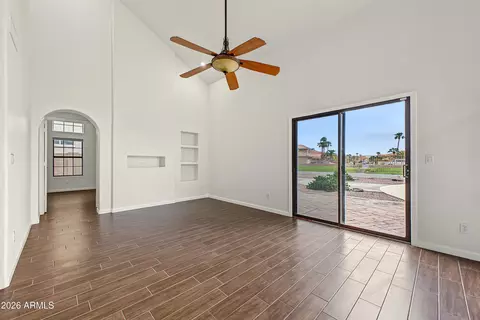 Living - 16631 S 36th St, Phoenix, AZ 85048 photo 5 of 8