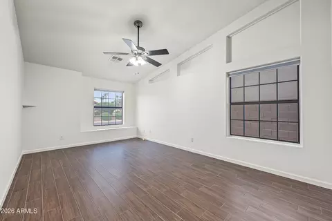 Living - 16631 S 36th St, Phoenix, AZ 85048 photo 7 of 8