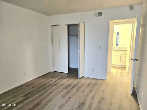 Bedroom - 510 E Hatcher Rd #OFC, Phoenix, AZ 85020 photo 1 of 2
