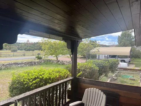 814 W Safari Dr, Eagar, AZ 85925 photo 6