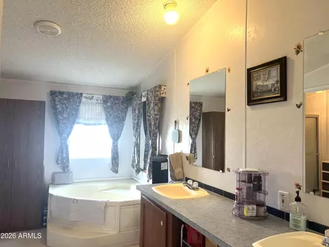 814 W Safari Dr, Eagar, AZ 85925 photo 16