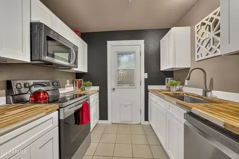 2401 N West St #111, Flagstaff, AZ 86004