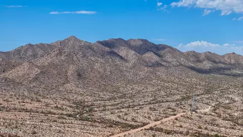 0 N Deer Trl Lot B 5 Acres -- #-, Maricopa, AZ 85139