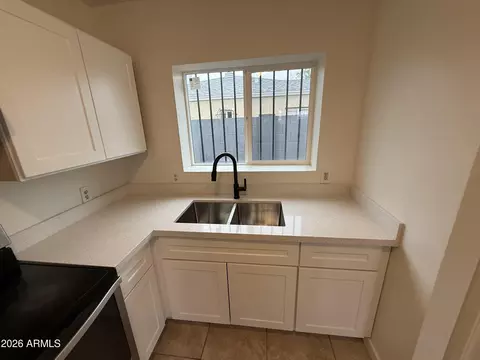 Kitchen - 2325 E Roosevelt St, Phoenix, AZ 85006 photo 2 of 2