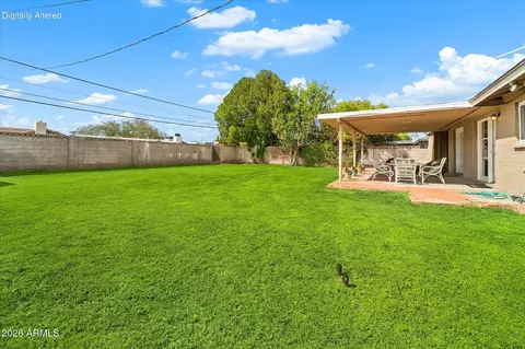 Exterior - 1637 E Sierra Vista Dr, Phoenix, AZ 85016 photo 4 of 4
