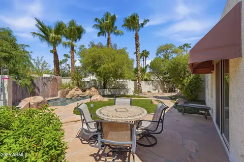Exterior - 1915 E Linger Ln, Phoenix, AZ 85020 photo 3 of 5