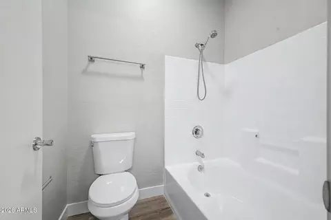 Bath - 2024 S Baldwin -- #4, Mesa, AZ 85209 photo 3 of 4