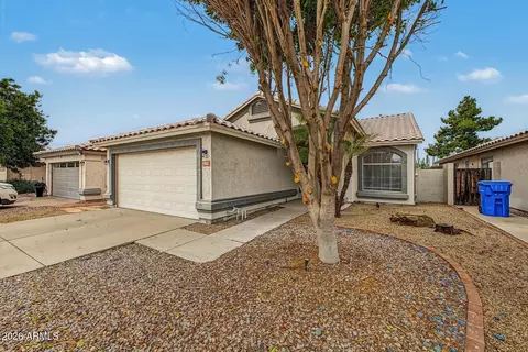 Exterior - 742 N Harmony Ave, Gilbert, AZ 85234 photo 4 of 9